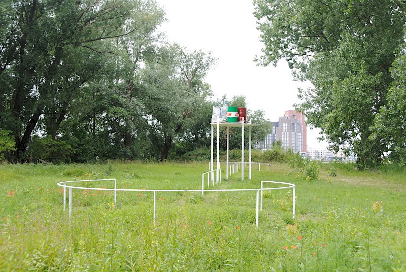 Forwards Backwards, monument van verandering en vernieuwing II first phase